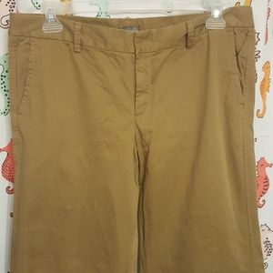 Gap khakis